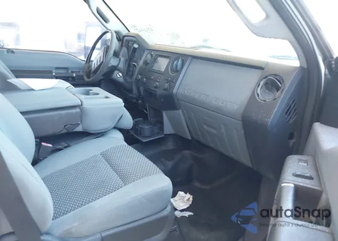 2011 Ford F-250 Xl z USA, uszkodzony, nr VIN 1FT7W2BT0BEA98131